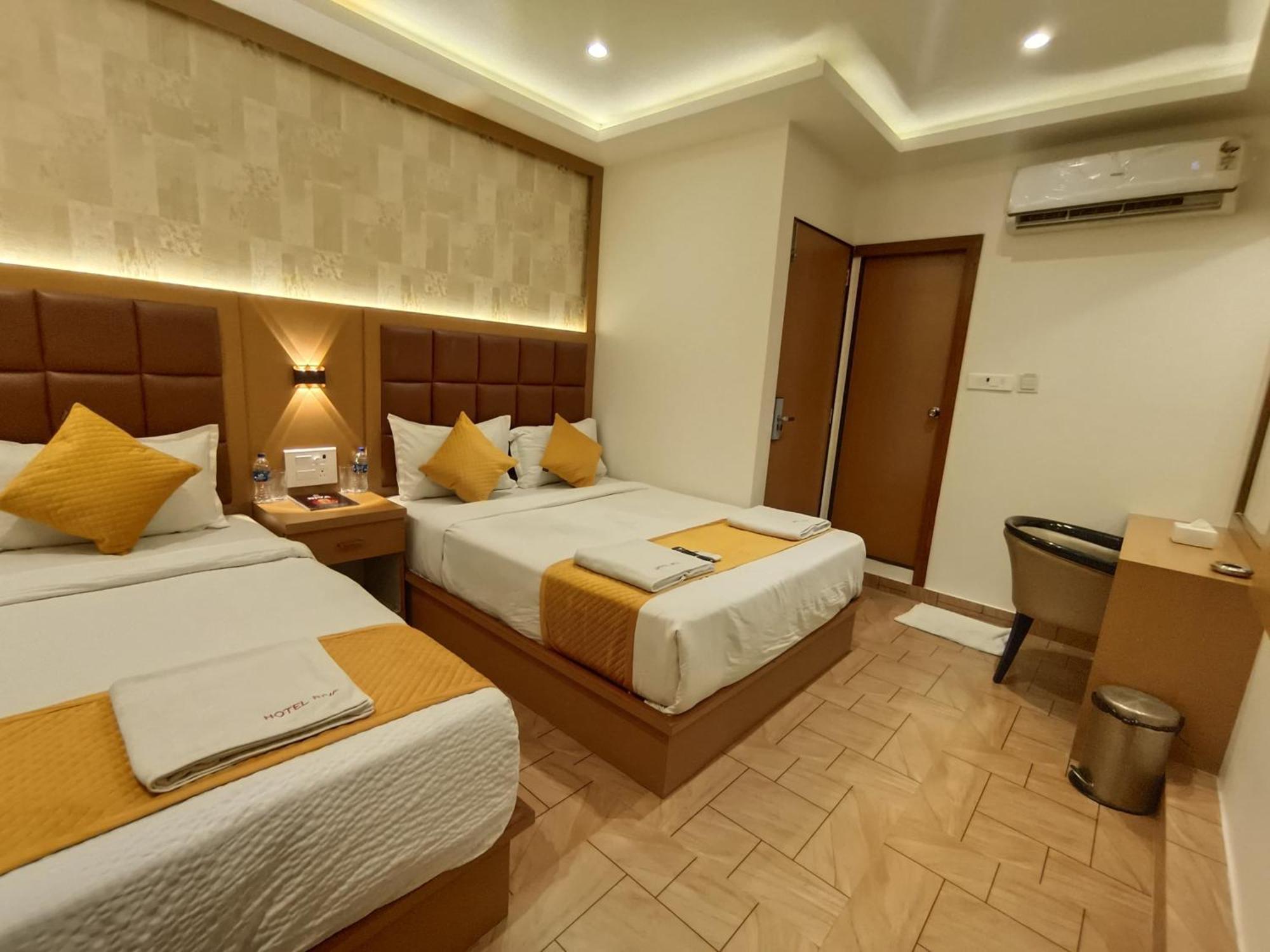 Hotel Riva International Goregaon- Near Nesco Mumbai  Buitenkant foto