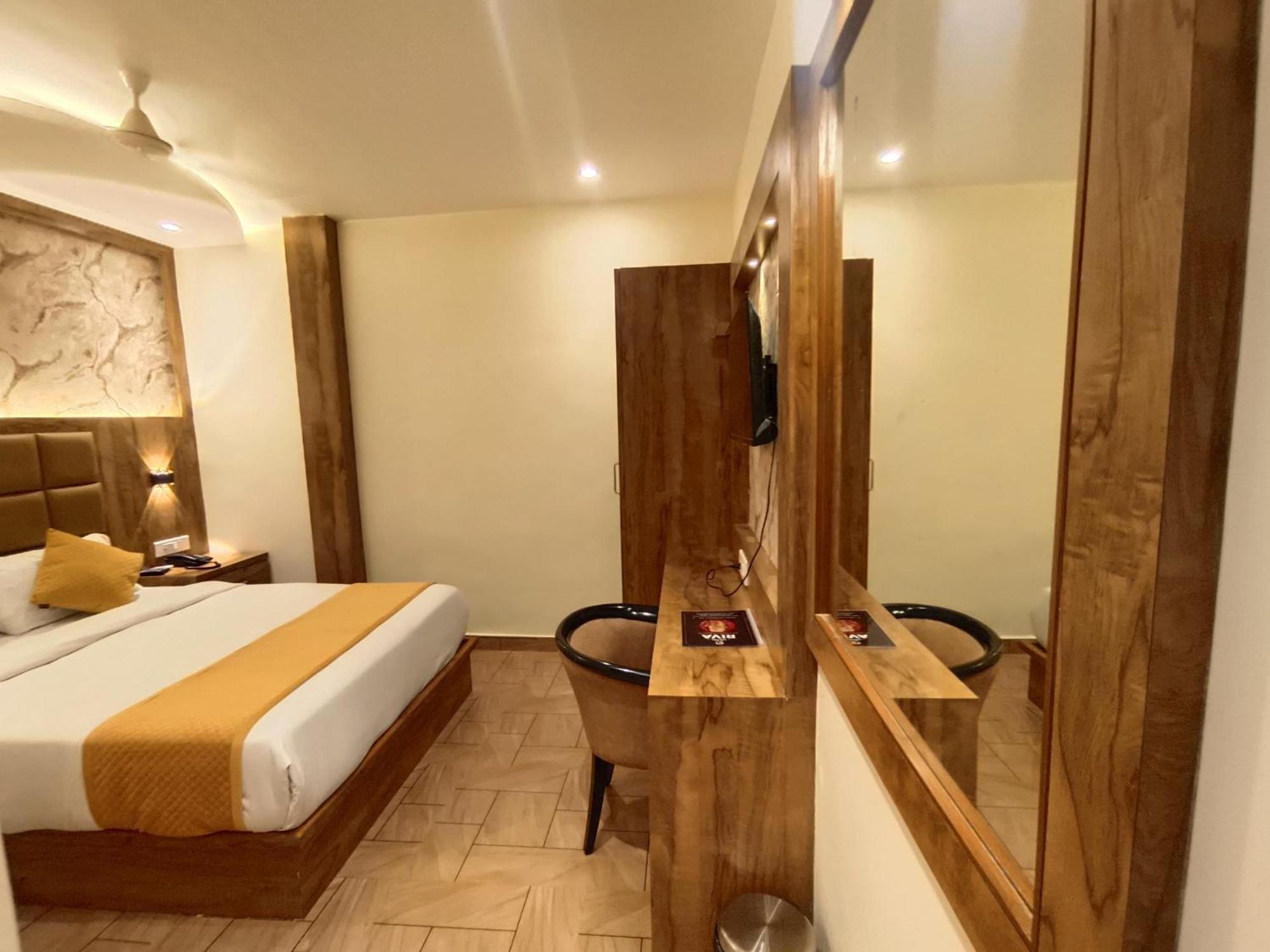 Hotel Riva International Goregaon- Near Nesco Mumbai  Buitenkant foto