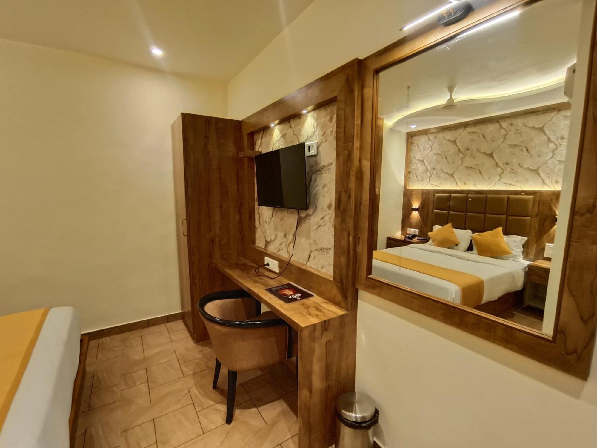 Hotel Riva International Goregaon- Near Nesco Mumbai  Buitenkant foto